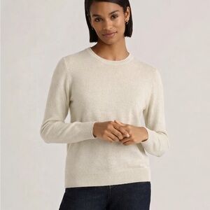 100% Cashmere Adrienne Vittadini Cream Crew Neck Sweater Quiet Luxury